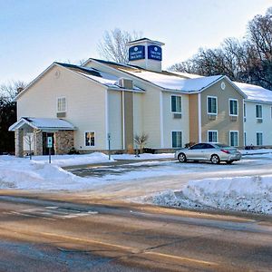 Cobblestone Inn & Suites - Durand